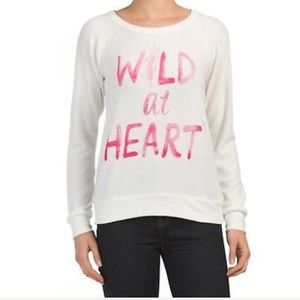 NWT Chaser Vintage Style “Wild at Heart” Pullover